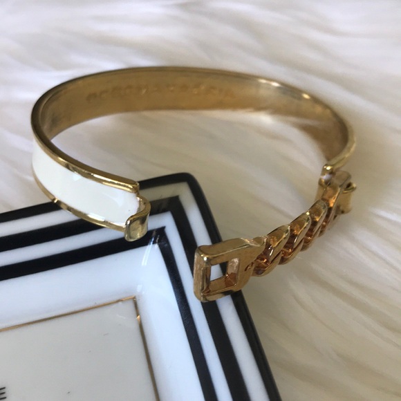 White BCBG Bracelet - Picture 5 of 5